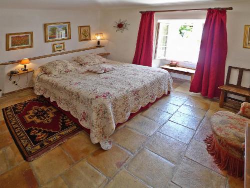 room-image