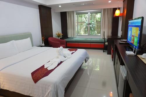 room-image