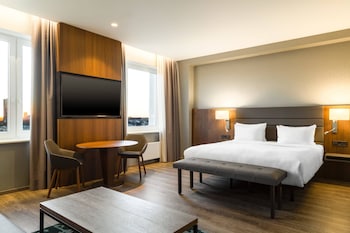 room-image