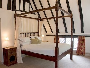 room-image