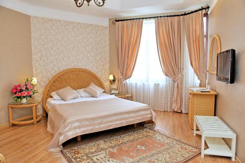 room-image