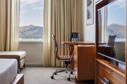 room-image