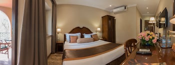 room-image