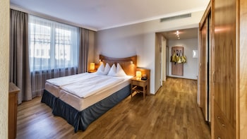 room-image