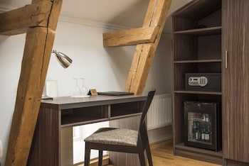 room-image