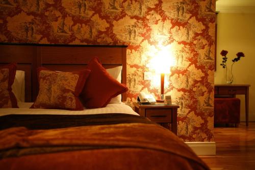 room-image