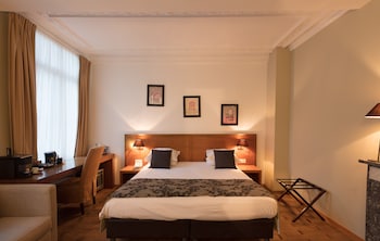 room-image