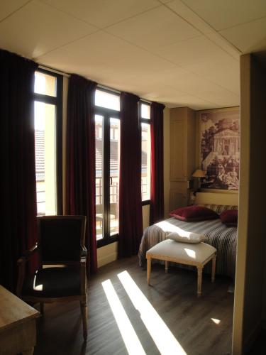 room-image