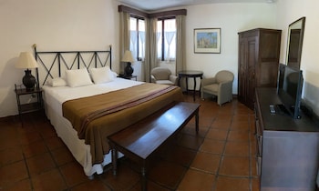 room-image