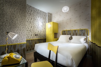room-image