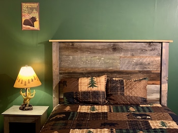 room-image