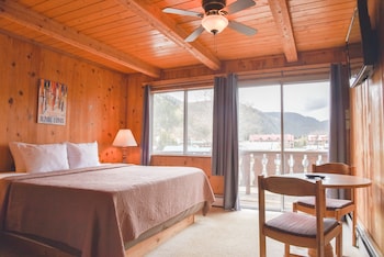 room-image