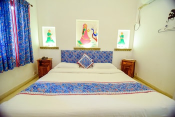 room-image