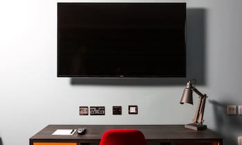 room-image