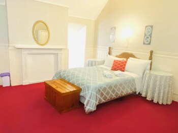 room-image