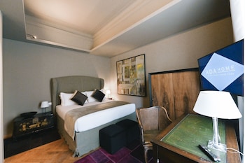 room-image
