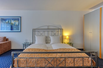 room-image