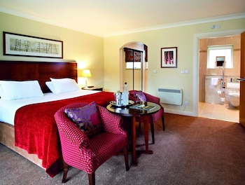 room-image
