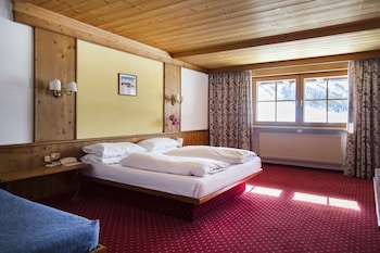 room-image