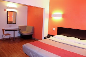 room-image