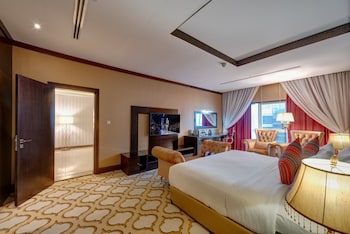 room-image
