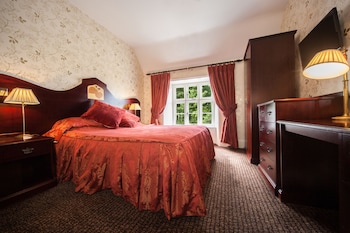 room-image