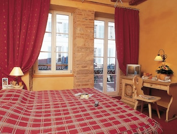 room-image