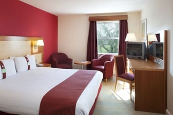 room-image