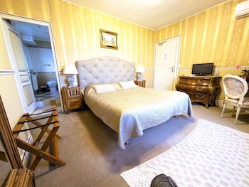 room-image