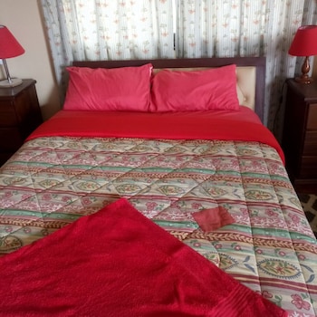 room-image