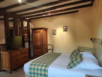 room-image