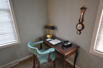 room-image