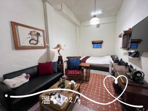 room-image