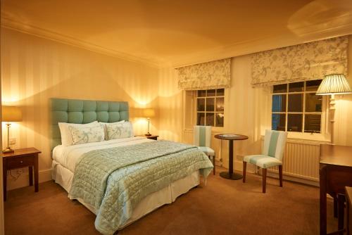 room-image