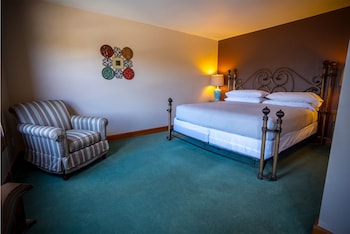 room-image