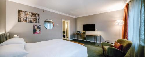 room-image