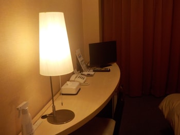 room-image