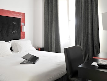 room-image
