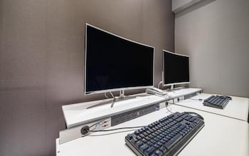 room-image