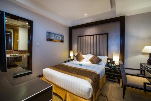 room-image