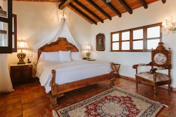 room-image