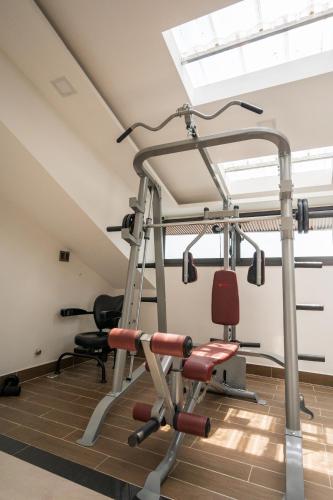 room-image
