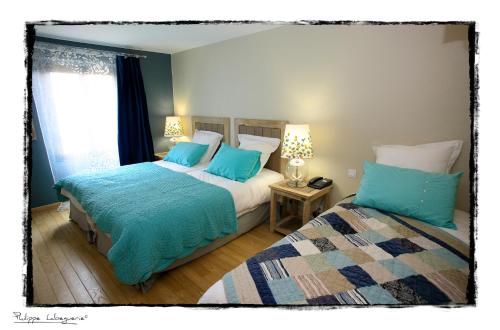room-image