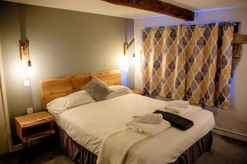 room-image