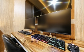 room-image