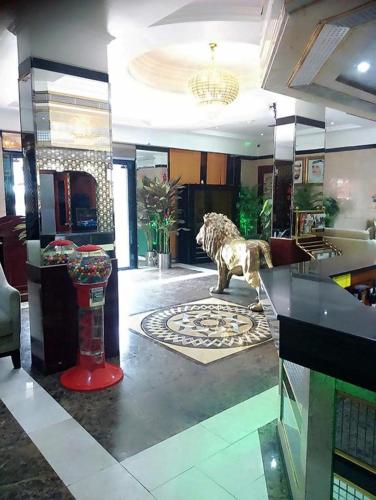 room-image