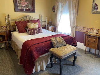 room-image