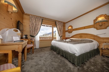 room-image
