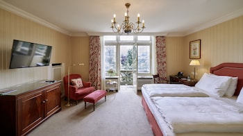 room-image