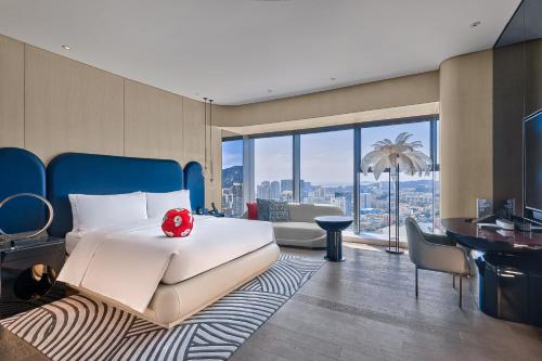room-image